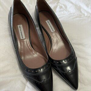 Black Tabitha Simmons Black Leather Kitten Heels~ Size 37.   Wingtips